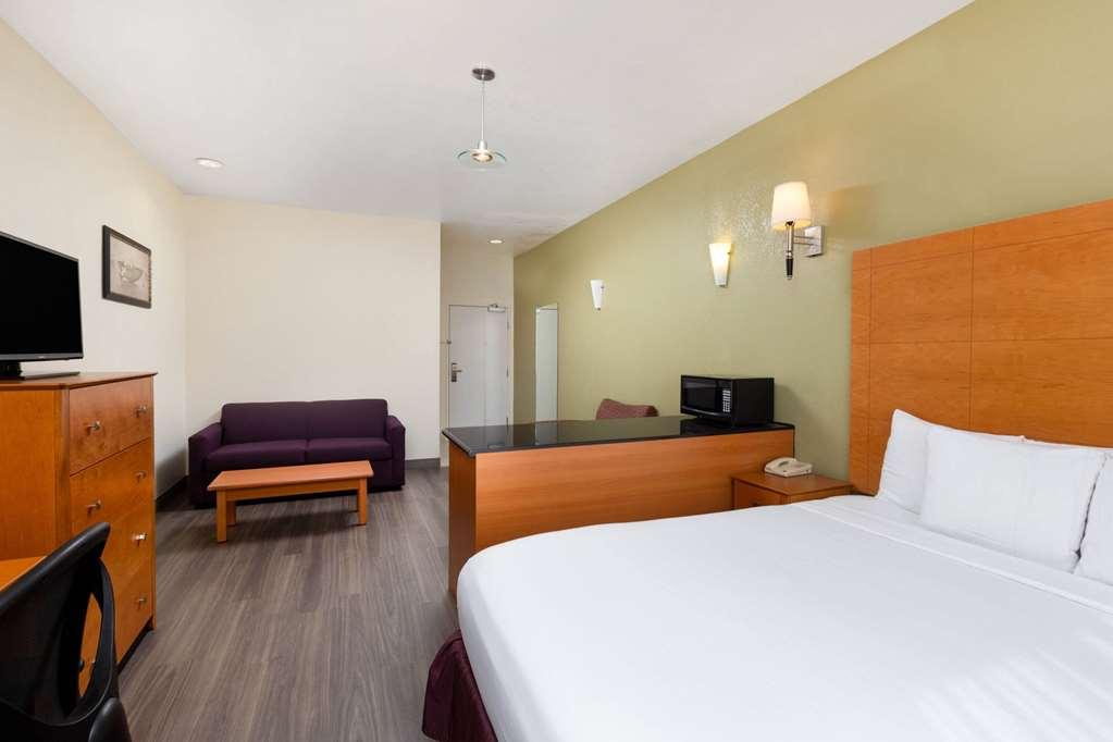 Hotel La Quinta By Wyndham Tulare Pokoj fotografie