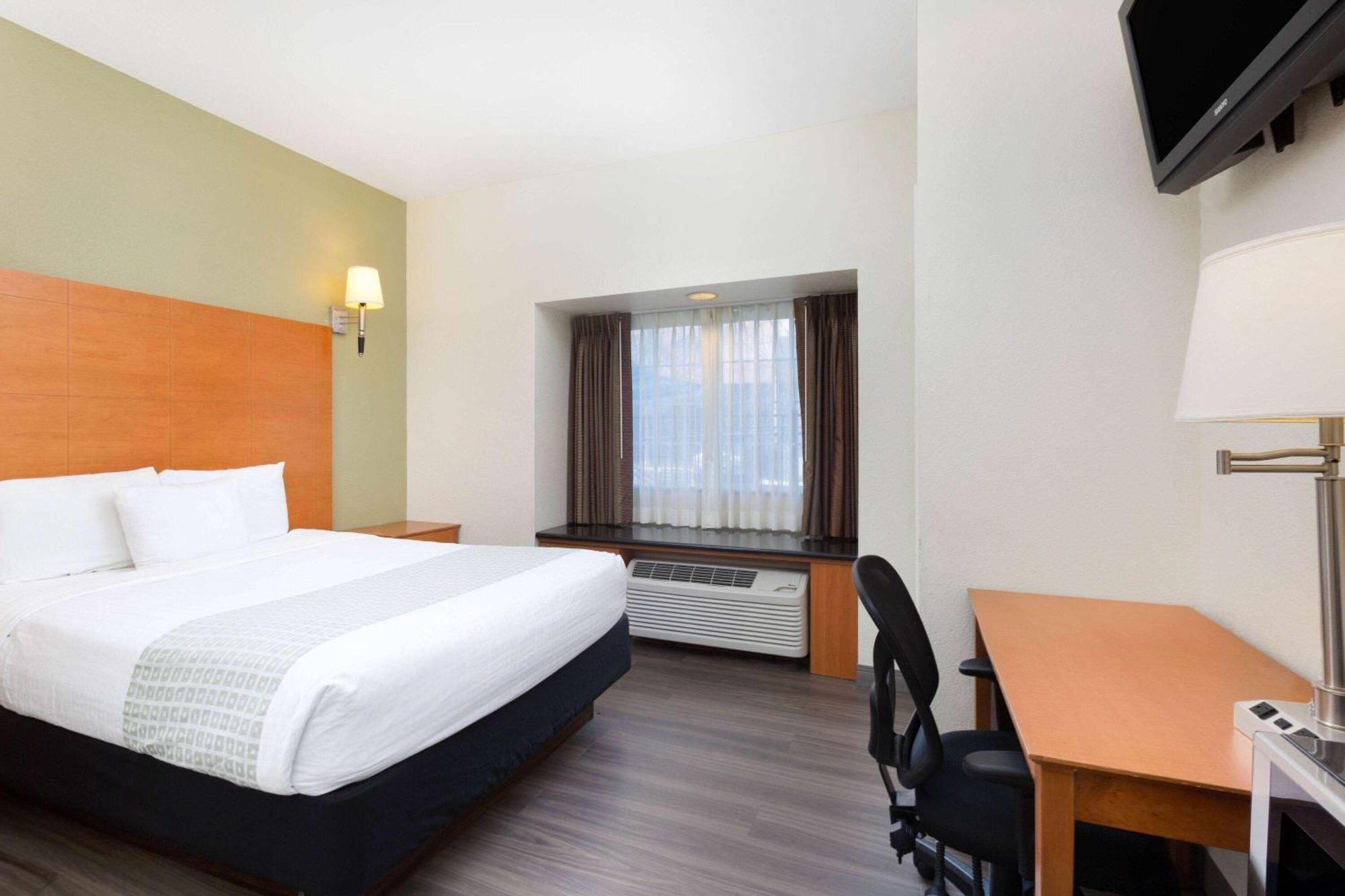 Hotel La Quinta By Wyndham Tulare Exteriér fotografie