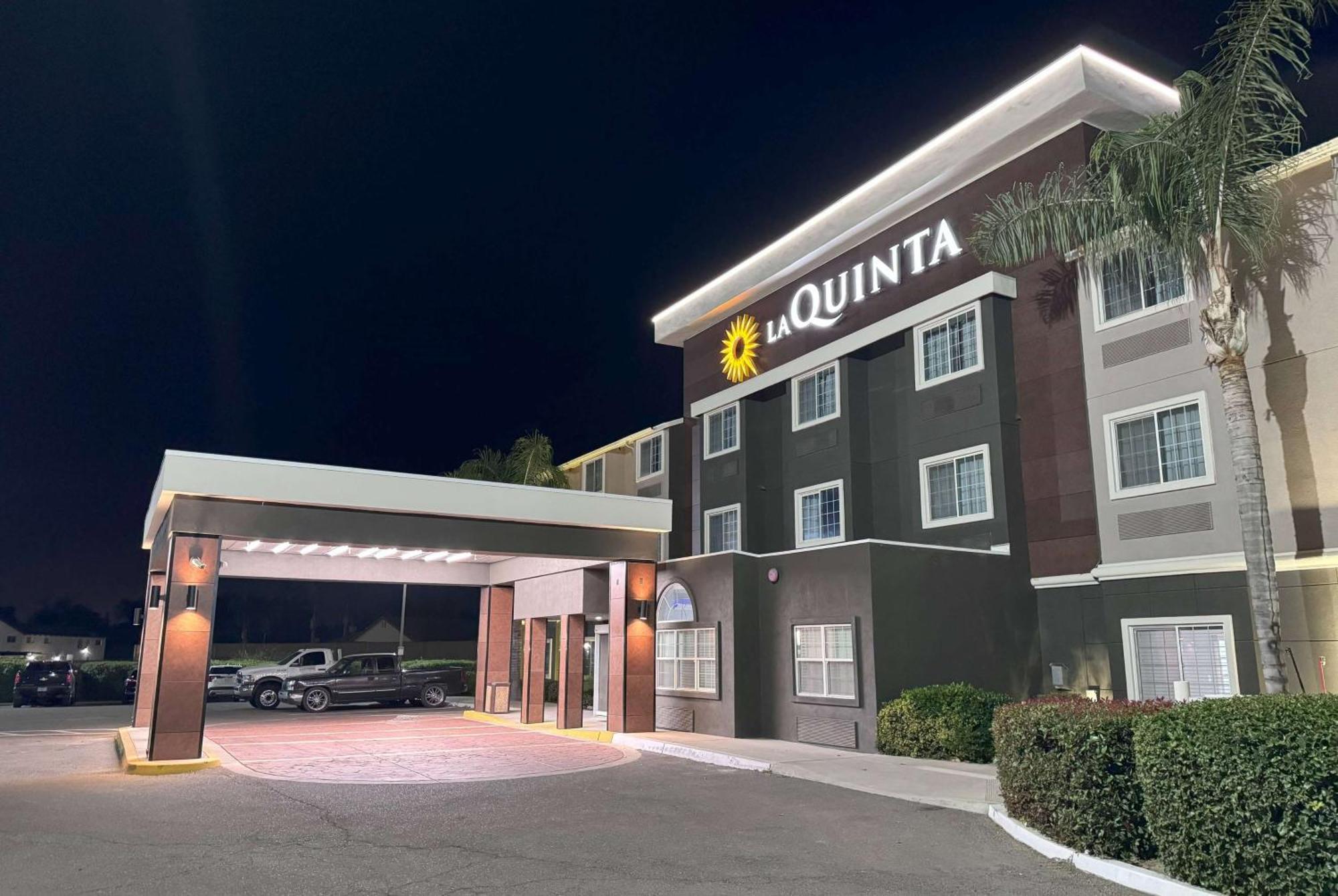 Hotel La Quinta By Wyndham Tulare Exteriér fotografie