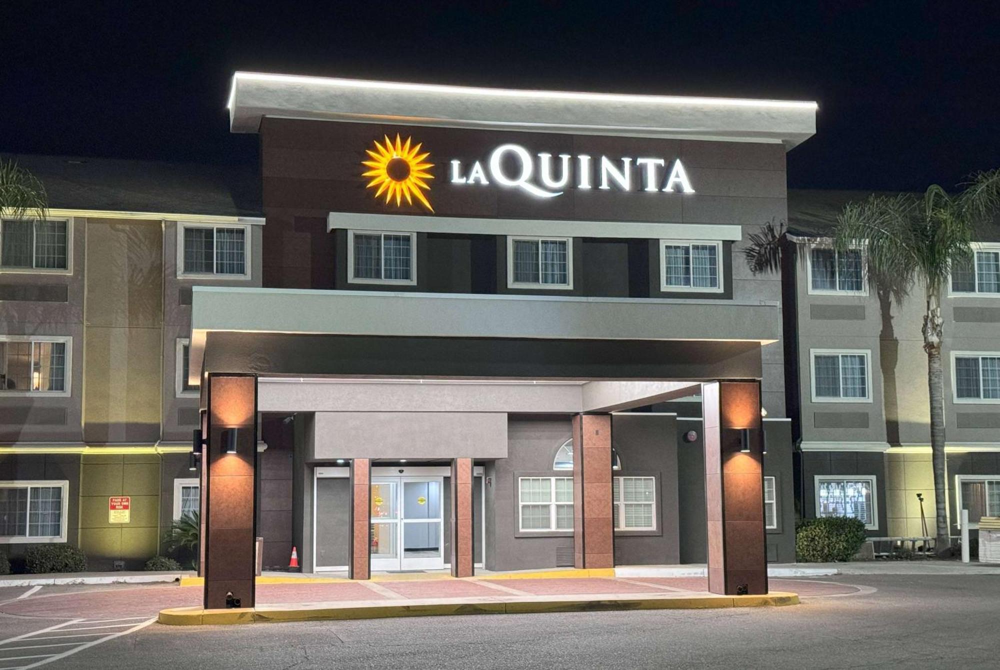 Hotel La Quinta By Wyndham Tulare Exteriér fotografie