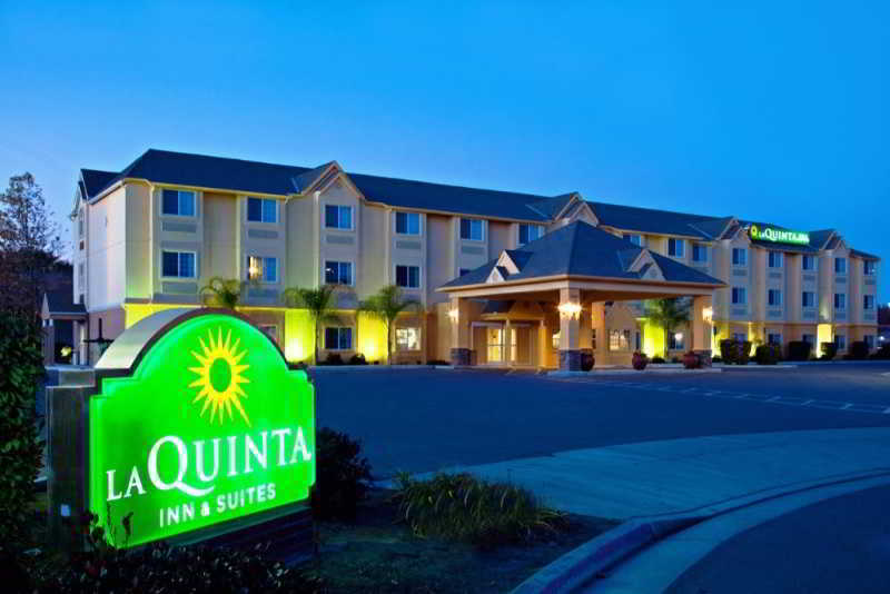 Hotel La Quinta By Wyndham Tulare Exteriér fotografie